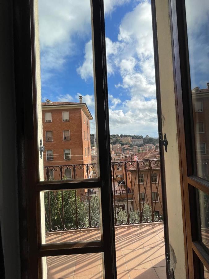 Bella Ciao House Apartment Perugia Luaran gambar